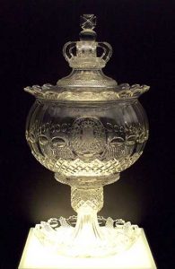 Crystal punchbowl from the Spanish royal family from 1830. Source: Wikimedia CC 3.0 Luis Garcia
