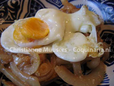 Eggs with onions and mustard sauce, Le Viandier.