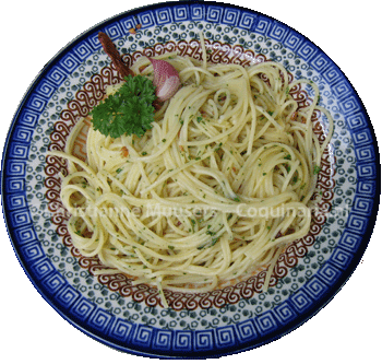 Spaghetti met knoflook, olijfolie en rode peper