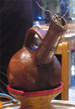 Jebena, koffiekruik uit Eritrea. Bron: Wikimedia, fotograaf SecretLondon.