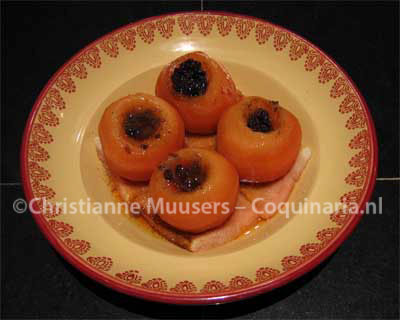 Medieval stuffed quinces